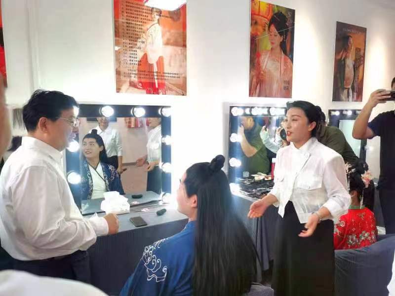 洛阳化妆学校